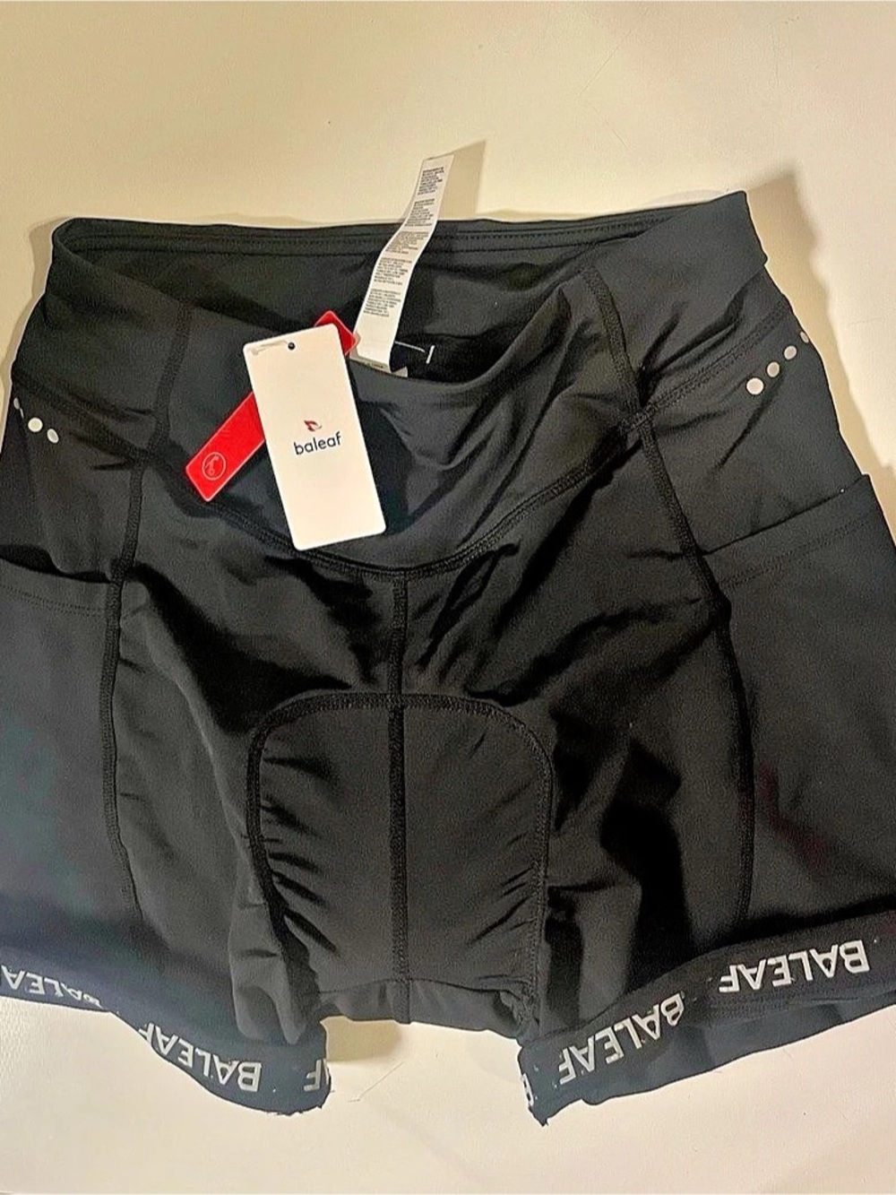 baleaf Men's Black UPF 50+ cycling shorts paddedSize Medium NWT